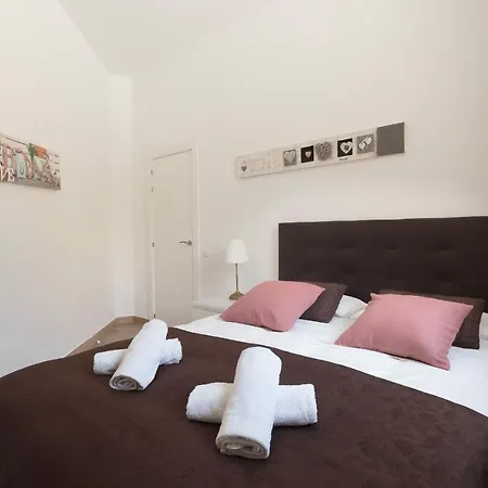 Apartment Sagrada Familia